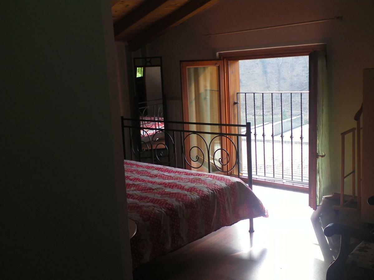 B&B I Ghiri Canzo Екстер'єр фото
